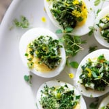 Eier mit grüner Sauce