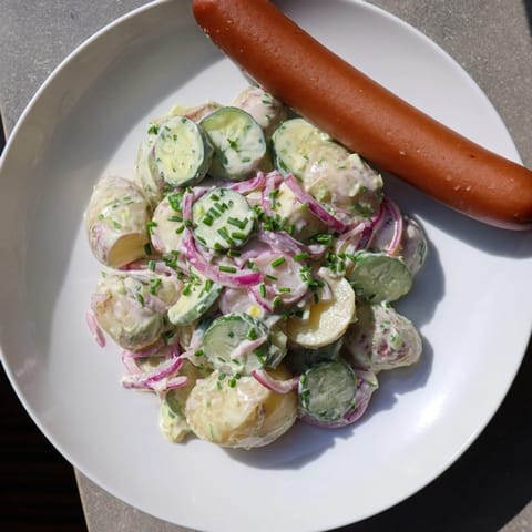 Kartoffelsalat mit Würsten